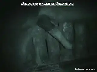 Late night zoo cam scenes with a horny amateur dude