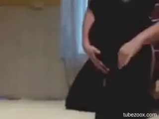 Big booty woman feels energized as fuck trying sex with the dog